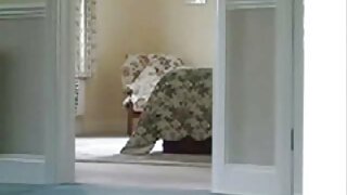 Mees keppis küpset sukkadega naist, kellel oli vähk ilma kondoomita.